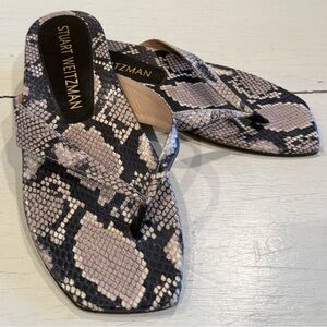 Stuart Weitzman Aldona Python Thong Sandals in Black & Cream